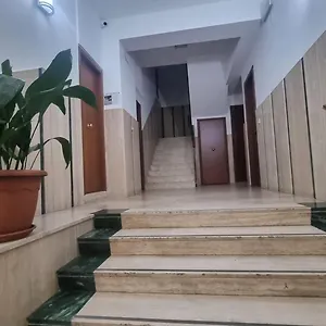 A ...casa Fabio Appartamento Aeroporto di Catania Fontana Rossa