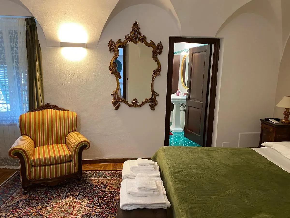 Maison Paradiso: Charme E Relax A Pietra Ligure Apartman