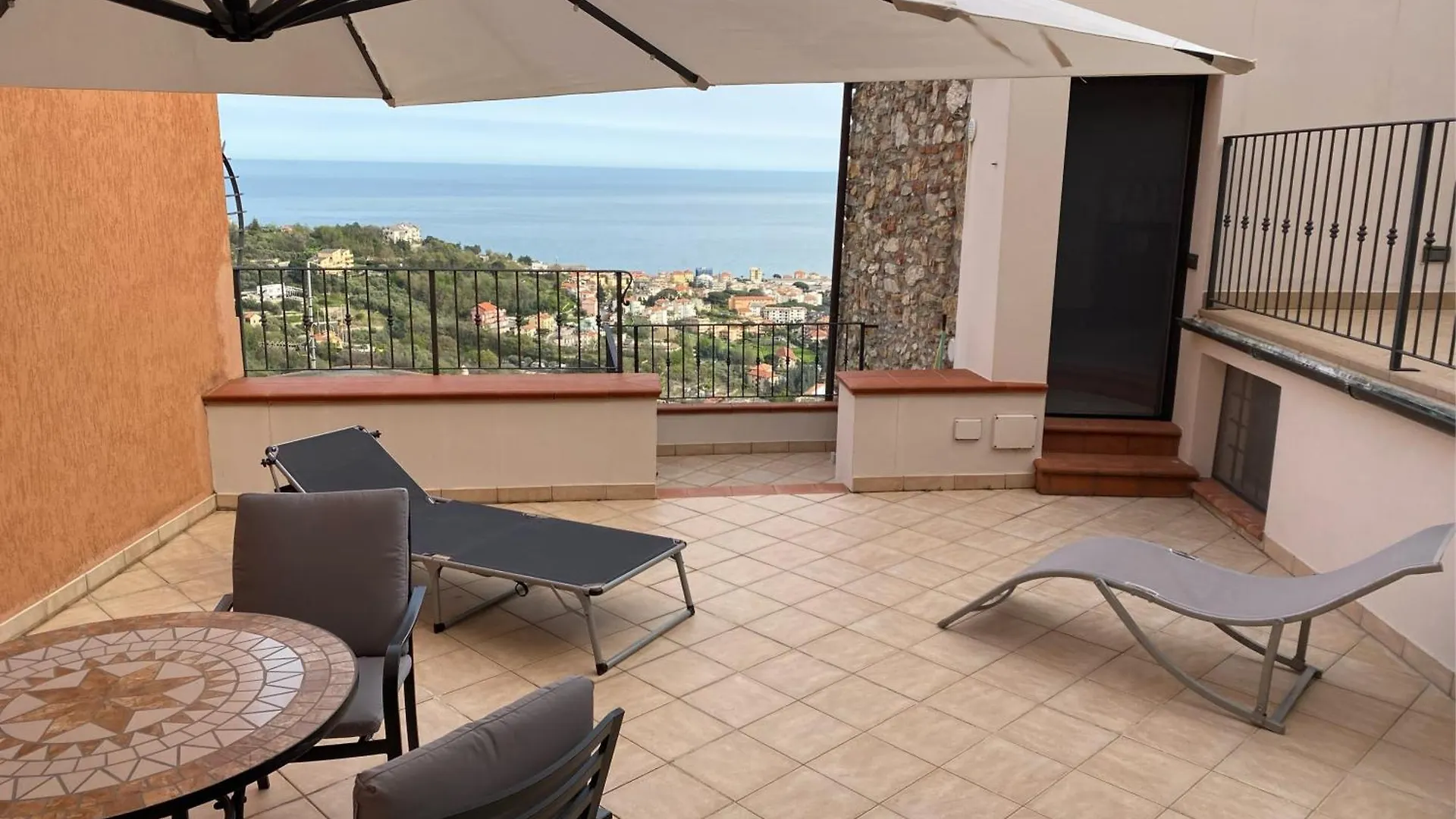 Maison Paradiso: Charme E Relax A Pietra Ligure Italy